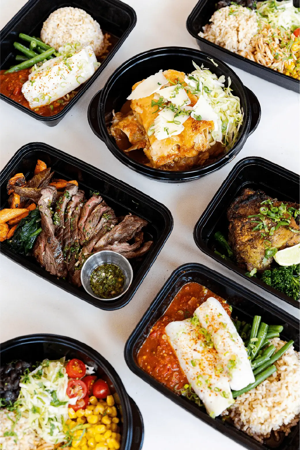 Many kinds of meals pre-prepared in individual servings